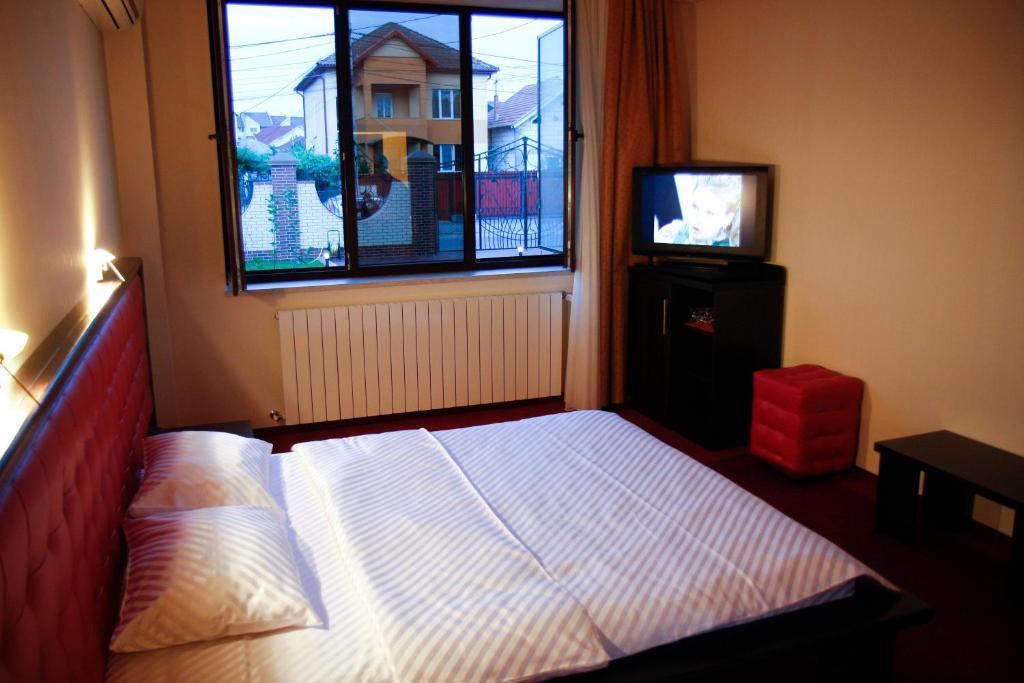 Hotel Anna Junior Targu Jiu Room photo