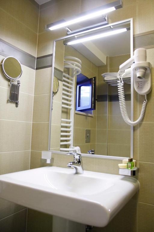 Hotel Anna Junior Targu Jiu Room photo
